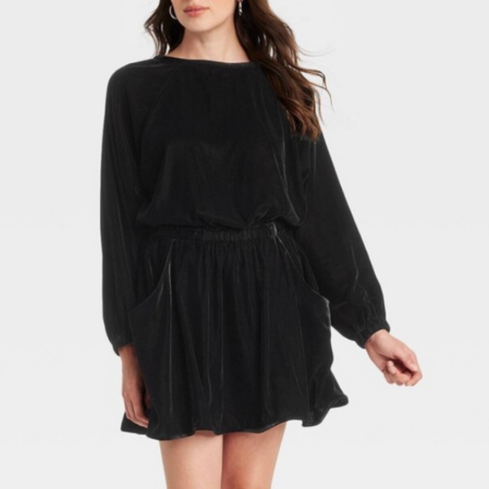 NWT Universal Thread Mini Velvet Dress Size Medium In Black